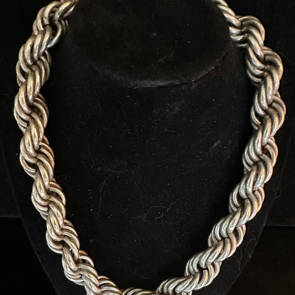 Gorgeous sterling silver braided necklace